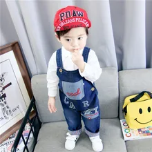 Хлопковый комбинезон для малышей; комбинезон с рисунком кота для маленьких мальчиков и девочек; сезон весна-осень; повседневные свободные брюки для младенцев; джинсовые комбинезоны