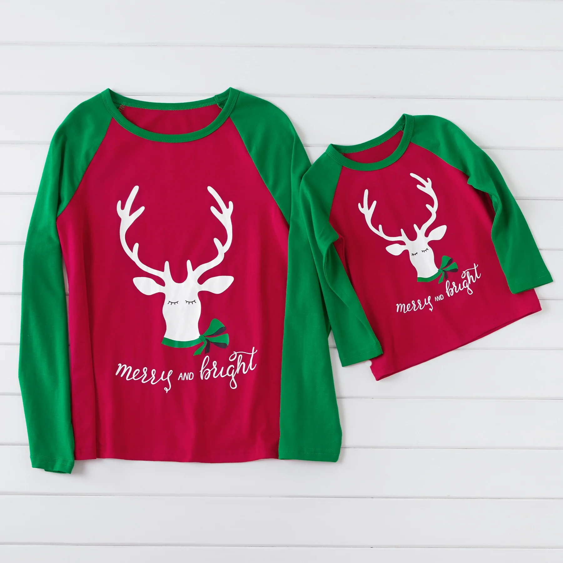 

Mommy and Me Quiet Deer Matching Pajamas Tops Autumn Christmas Leisure Round Neck Long Sleeve Parent-Child Wear