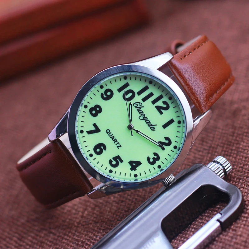 2024 chaoyada simple elderly father mother holiday gifts soft leather strap quartz watches luminous face large digital  clock 3