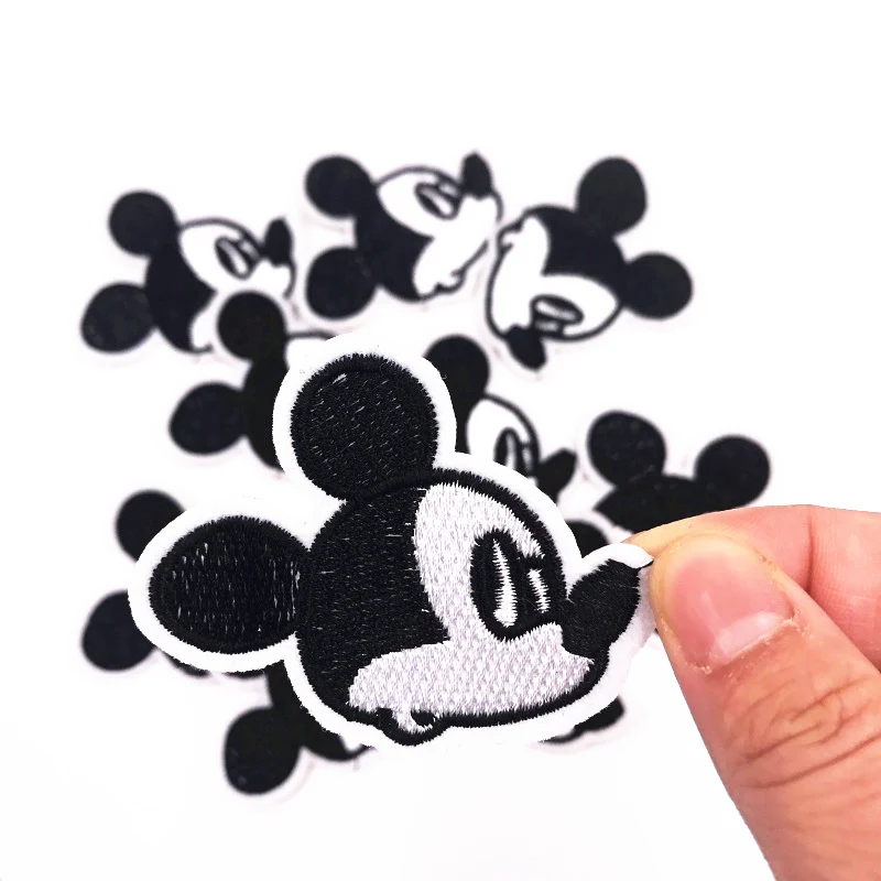 

Popular 1Pcs Mickey Series Hand Iron On Patch Sewing On Embroidered Applique Fabric for Jacket Badge Clothes Apparel Stickers
