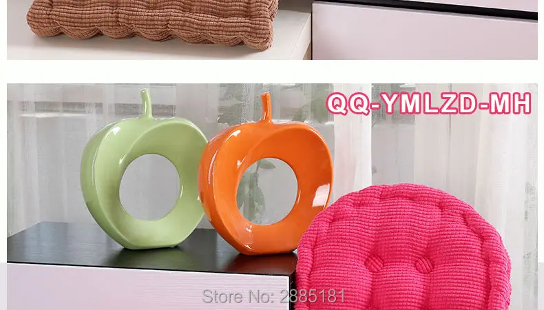 Corn-Cushion-790-02_08