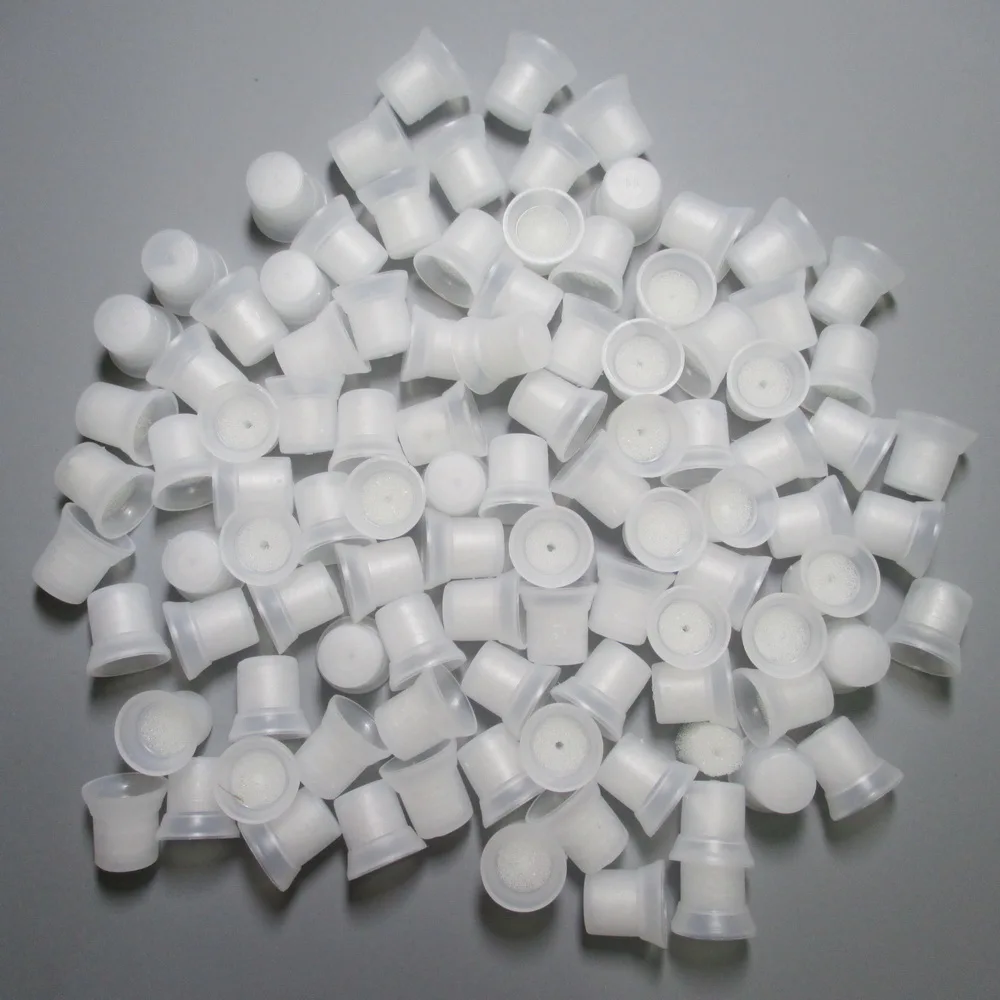 

500pcs Disposable White Pigment Containers Tattoo Ink Cup With Sponge and 500pcs Black Ring For Permanent Makeup