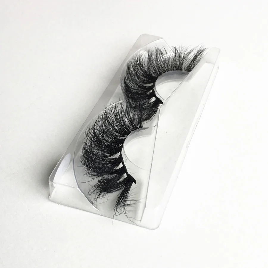 eyelashes
