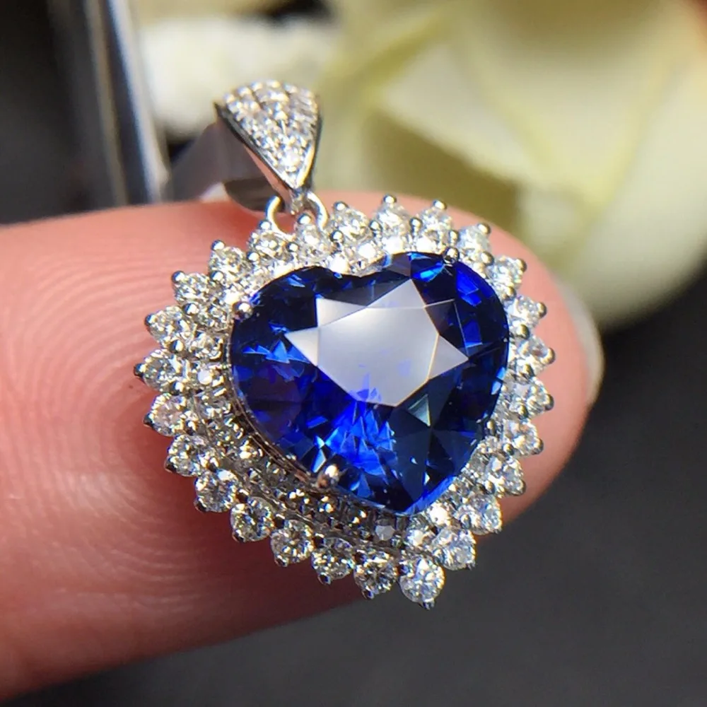The Heart 56 Carat Blue Diamond 56 Carat Diamond Titanic Price 2025