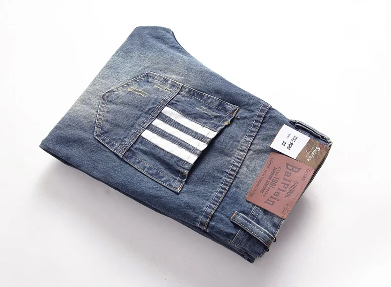 Italian Style Fashion Men's Jeans Dark Blue Straight Fit High Quality Ripped Jeans Denim Buttons Pants Brand Classical Jeans Men Italian Style Fashion Men's Jeans Dark Blue Straight Fit High Quality Ripped Jeans Denim Buttons Pants Brand Classical Jeans Men