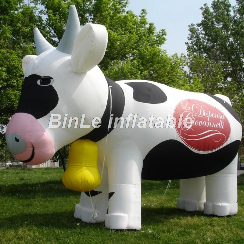 Customized air blow giant inflatable cow with logo printing for outdoor