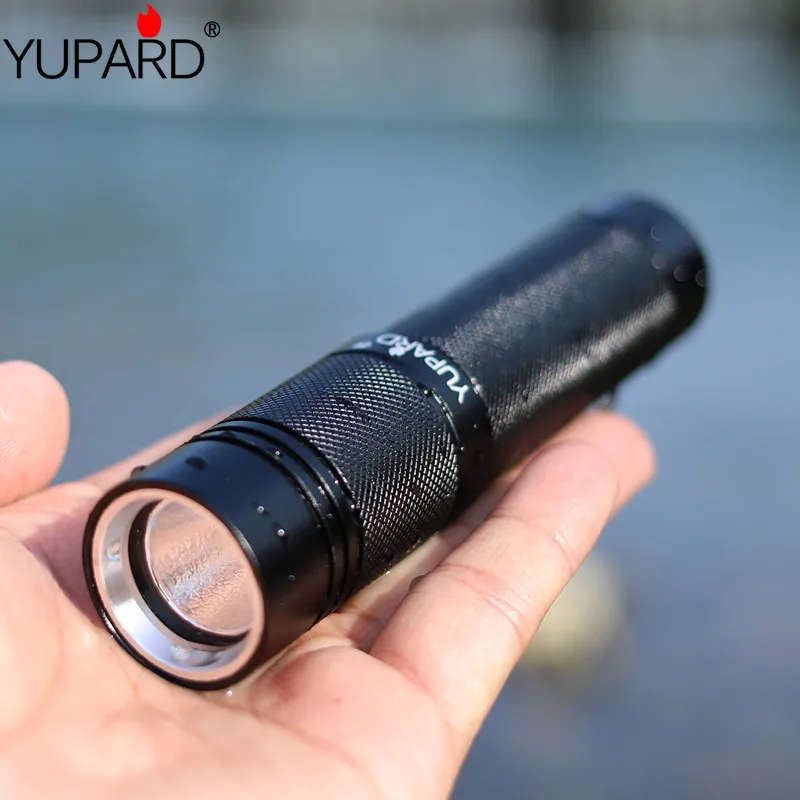 

YUPARD Diving diver 50m Waterproof underwater Flashlight XM-L2 T6 LED Torch White yellow Light lamp torch+18650 battery+charger