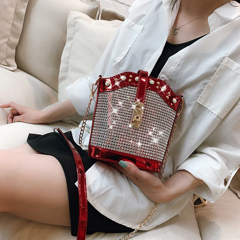 

Women Handbag Pu Leather Small Shoulder Bags Female Delicate Pearl Splice Retro Bag Bucket Bag Super Fire Chain Messenger Bags