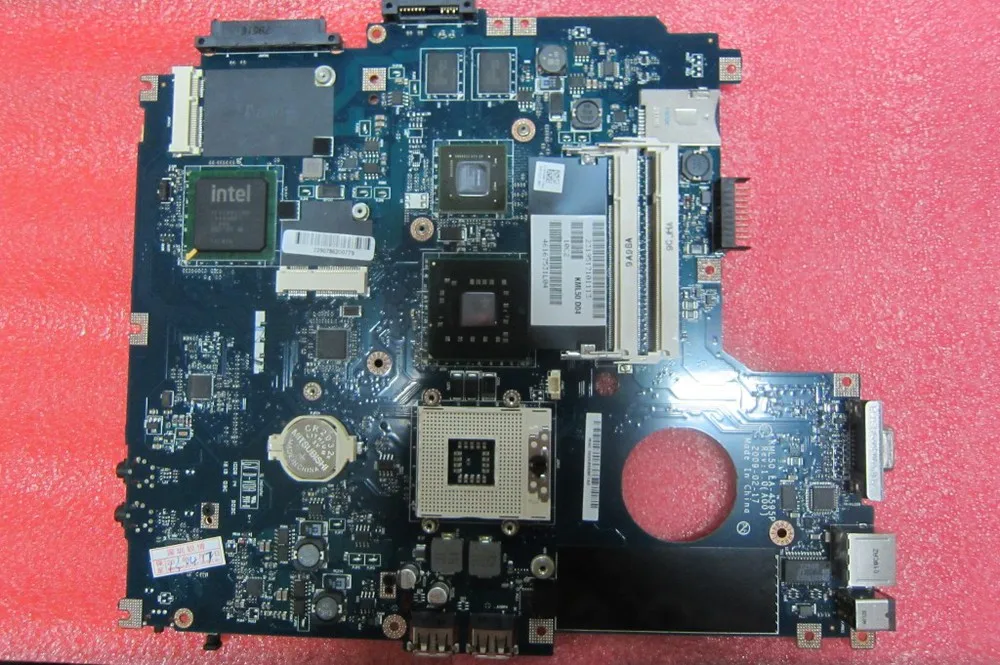 

Vostro 1520 V1520 Motherboard KML50 LA-4595P REV1.0 CN-0D46F Laptop motherboard / Mainboard for d*ell ,100% fully tested