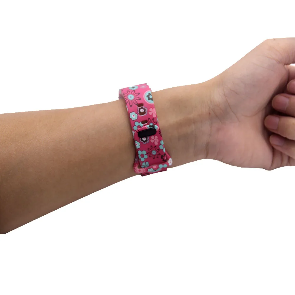Fashion-Replacement-Wristband-For-Samsung-Gear-Fit-2-Band-Luxury-sport-Silicone-Watchband-For-Samsung-Fit2