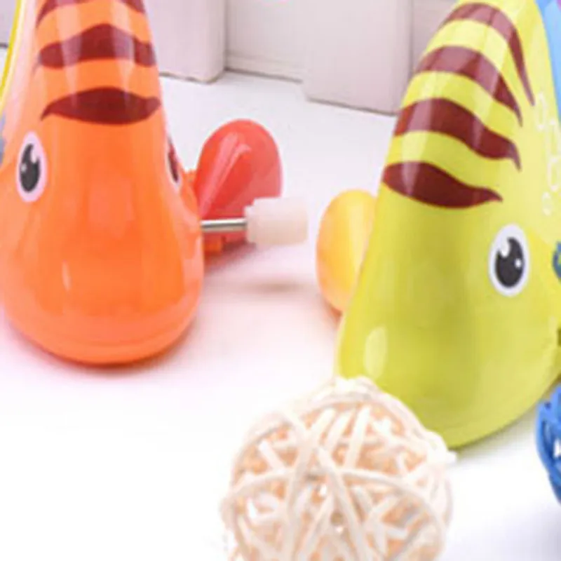 Hot Mini Clockwork Fish Cute Little Colorful Wind Up Fish Toys Chain Clockwork Children Kids Christmas 5