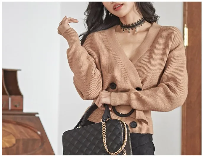 New High Quality Warm Cardigan Winter Women V Neck Double Breasted Short Sweaters Women Casual With Belt Knit Sweater DS50816
