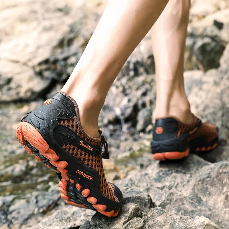  Aqua Shoes Ultra-light Quick-drying Beach Water River Walking 2019 Summer Men Mesh Breathable Flotillas Outdoor Hiking (51)