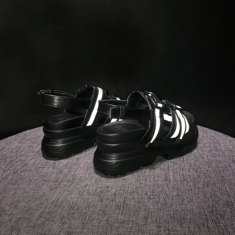 Туфли-светильник; женские летние сандалии на платформе и танкетке 6 см; женские кожаные сандалии с пряжкой на высоком каблуке; zapatos mujer; E723