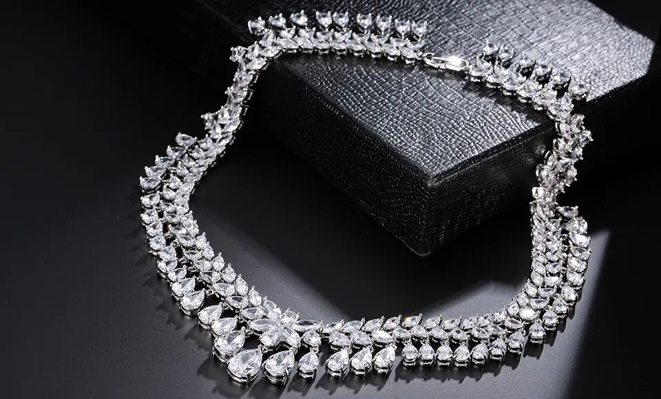 white Cubic Zircon Jewelry Set