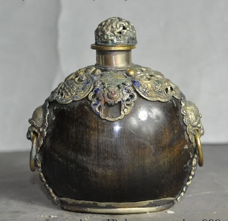 

Collect Old Chinese Ox Horn Inlay tibet silver Cloisonne Beast Head snuff bottle