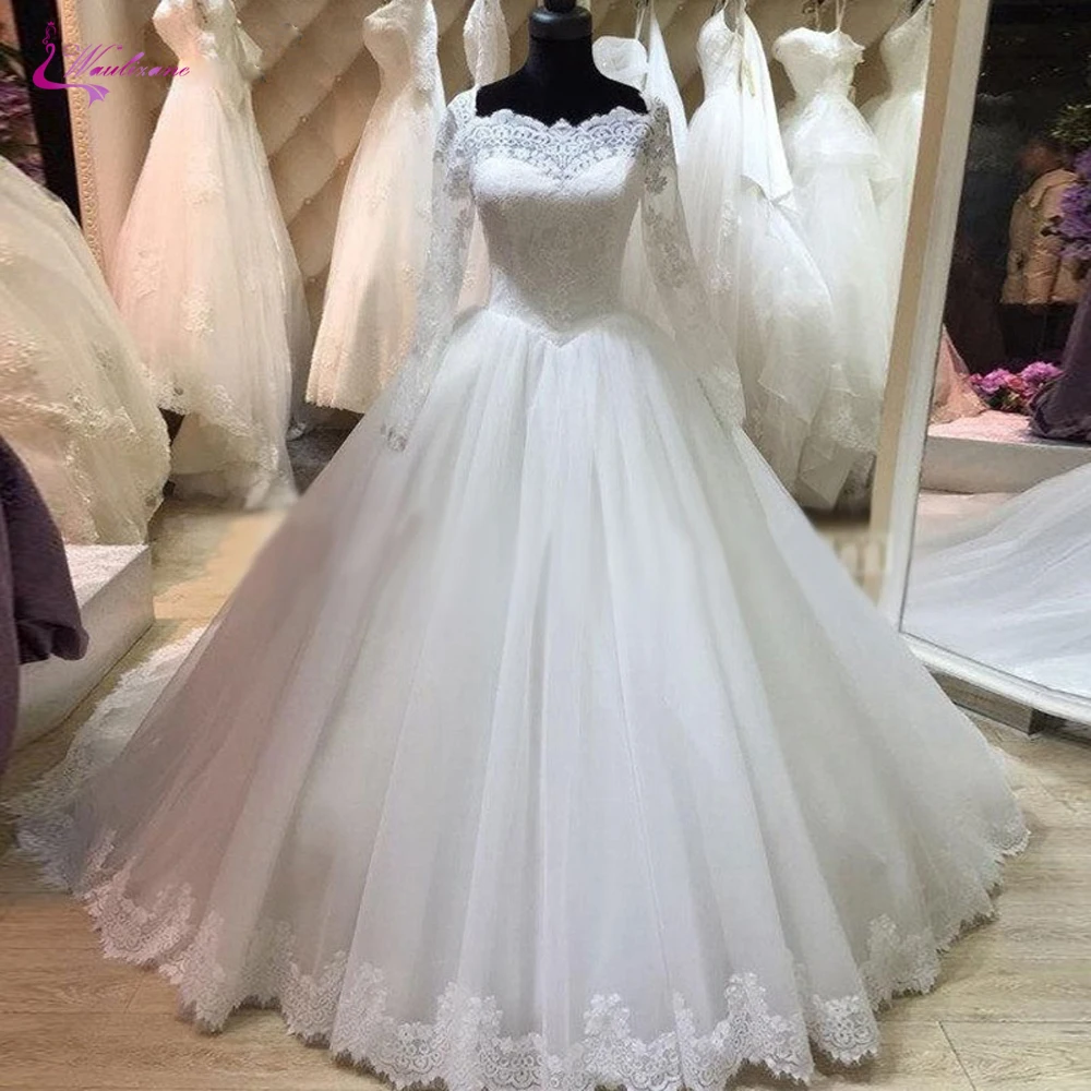 

Waulizane Vintage Lace A Line Wedding Dress With Scoop Neckline Full Sleeve Bridal Dess