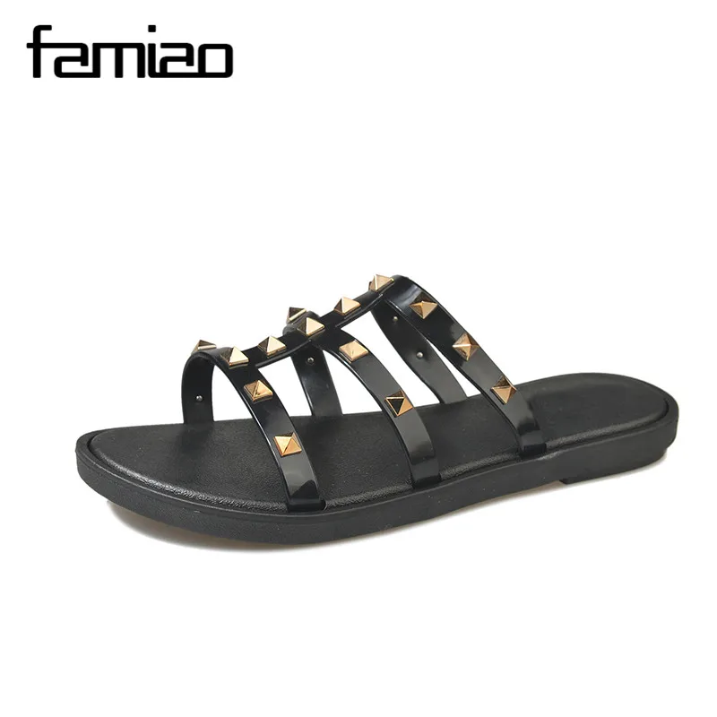 FAMIAO New fashion summer rivet women flat slippers solid round toe rivet flat with women summer 