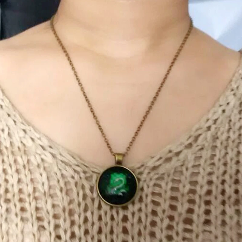 Мода Слизерин красный философский камень ожерелья для женщин колдун магические подвески фильм подарки для детей подарок