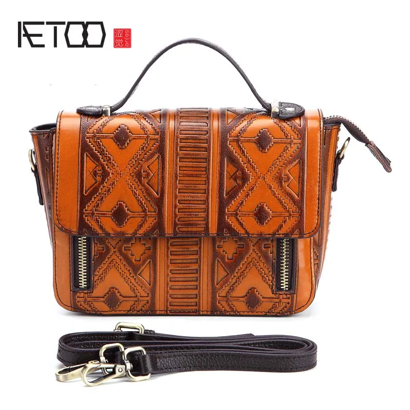 

EUMOAN New Embossed rubbing fashion temperament leather small square package national wind shoulder Messenger leather handbags