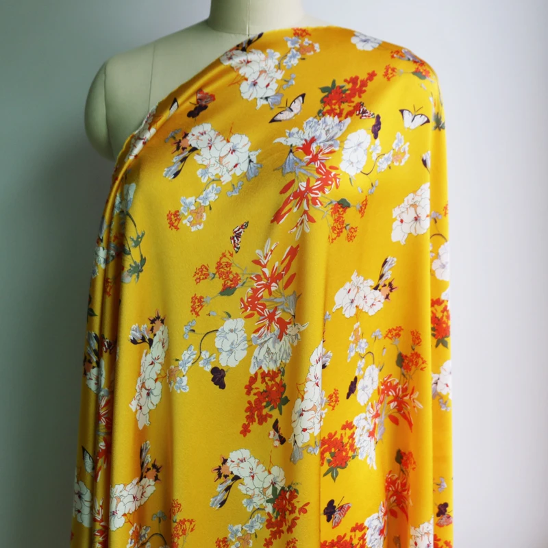 Цветочный полиэстер Шармез ткань платье кимоно материал креп Атлас