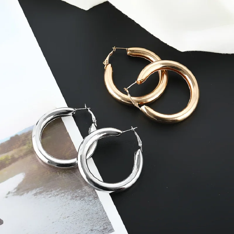 

Fashion Big Crircle Earrings Over Size Round Dangle Earrings for Women Simple Metal Female Geometric Trendy Earring 2019 Jewelry