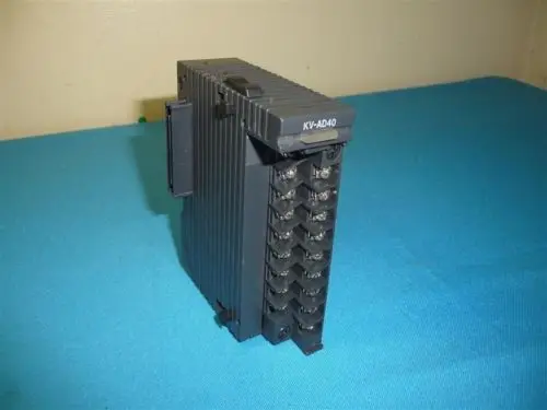 

DHL/EMS 5 LOTS KEY-ENCE KV-AD40 KVAD40 Analog Input Module -A1