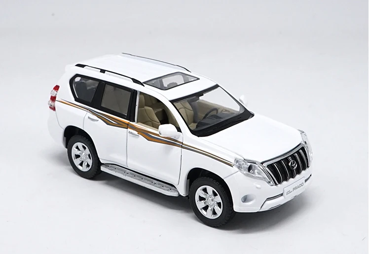 1:32 весы литья под давлением игрушка модель Toyota Land Cruiser Prado внедорожник со звуком светильник автомобилей Вытяните назад образовательные коллекция детский подарок