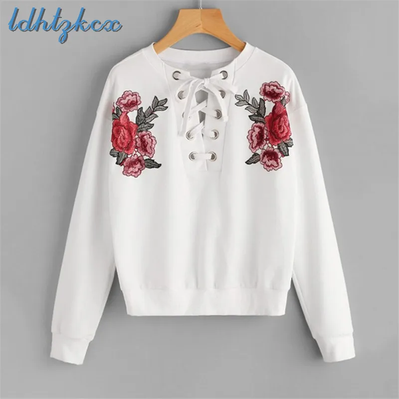 

Floral Long-sleeved T-shirt Female 2018 Summer New Fashion V-Neck Casual Bow White Knitted T-shirt Lace Loose Chic T-shirt LD395