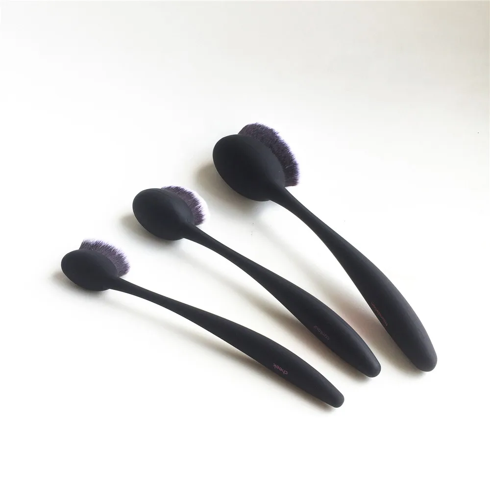 Real Techniques Blend Blur Brushes _ 4