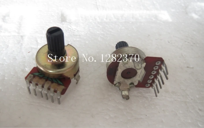 

[BELLA] Edifier E3100 treble potentiometer 161 vertical double potentiometer B503 B50K handle length 11MM flower --50PCS/LOT