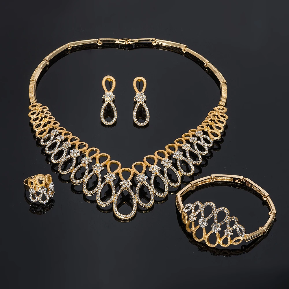 

BAUS 2019 Wholesale Gorgeous African Vintage Jewelry Sets Gold Color Necklace Set Charms Wedding Bridal Fashion Dubai Jewelry