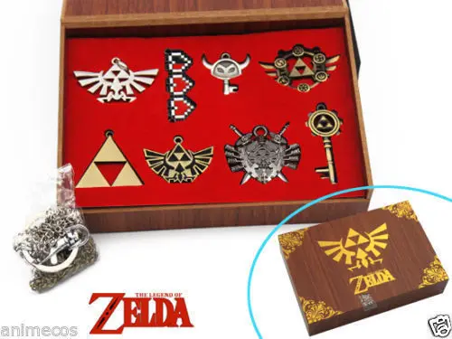 

The Legend of Zelda Necklace keychain Pendant 8pcs Set Weapons Collection New in Box