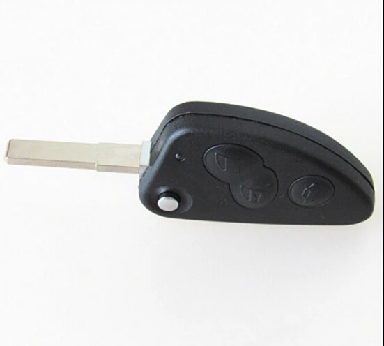Alfa Romeo 3 Buttons flip remote key shell (6)