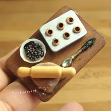 Кукольный домик Миниатюрный кухонный пищевой Черничный бисквит Длина блока 5 см SPO213