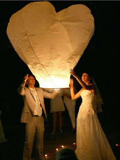 Red Heart Sky Lanterns Chinese Paper Globos Fire Wish Candle Red Heart Sky Lanterns Chinese Paper Globos Fire Wish Candle Balloons Lighted For Wedding Party Decorations