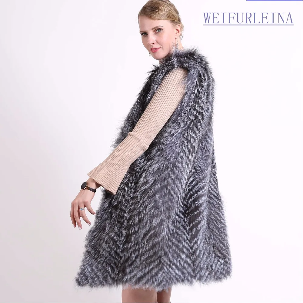 

2018 brand new genuine silver fox fur, women's lightweight, warm and fashionable waistcoat Real fox fur