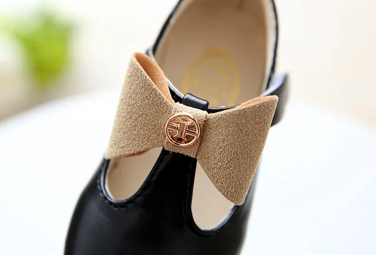 Girls shoes 11