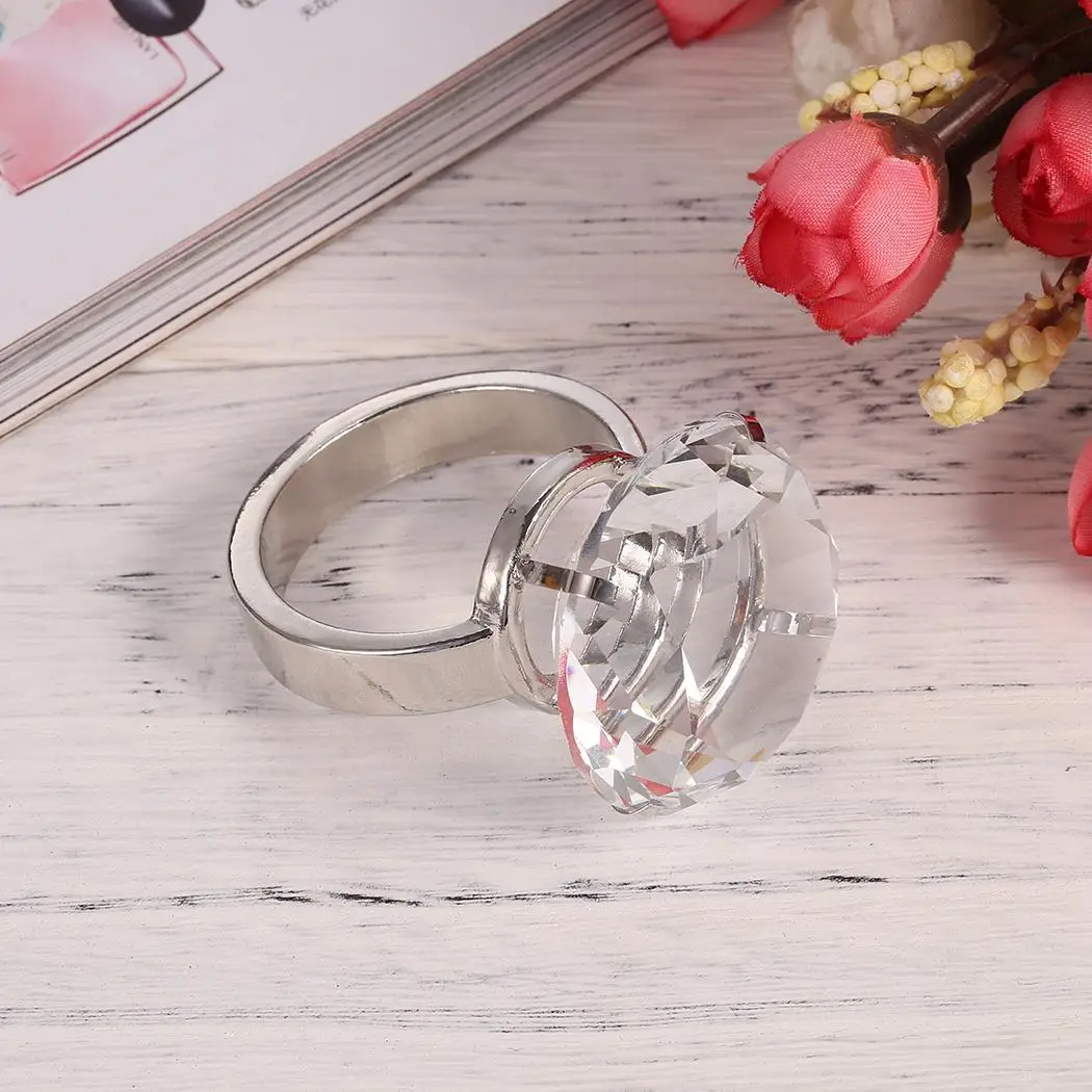

Creative Giant Crystal Rhinestone Ring Paperweight with Gift Box Trendy Round Packing Geometry Fun Gift