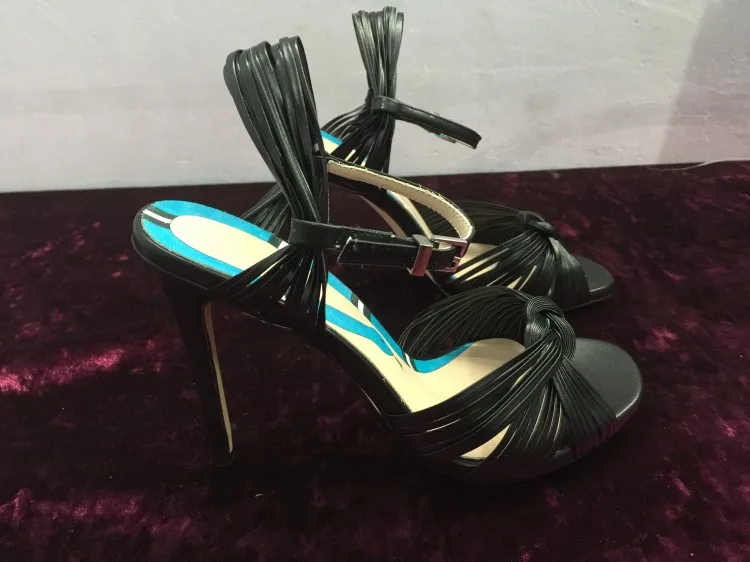 Prova Perfetto/Новинка года; женские босоножки на высоком каблуке золотистого цвета; пикантная обувь на тонком высоком каблуке с узким бантом; женские босоножки; большие размеры 34-43