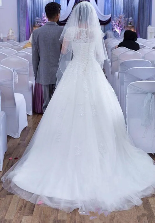 2018-a-line-country-wedding-dresses-jewel-cap-sleeve-sweep-train-bridal-gowns-with-applique-beads-tulle-plus-size-wedding-dress (2)