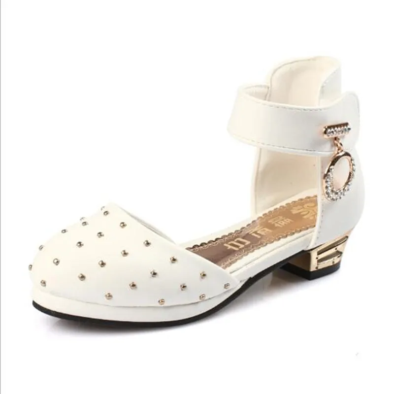 

Summer Girls Pearl Closed Toe High Heel Sandals Rivet Wear-resistant Children White Black Leisure Sneakers Free Shipping