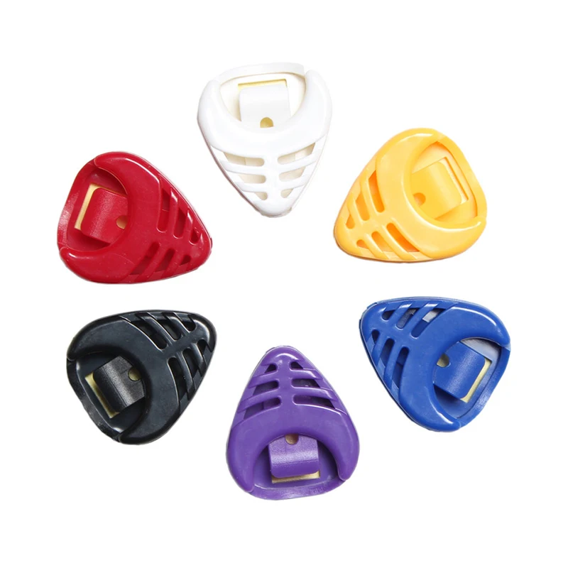 

Wholesale Portable Plastic Electric Guitar Pick Holder Case Heart Shape Guitar Plectrum Random Colors 20pcs/lot