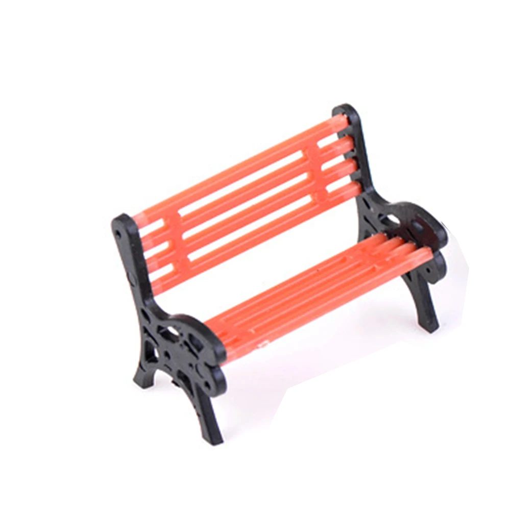 

Mini Plastic Model Park Train Chair Settee Garden Park Layout Scenery Model Landscape 2cm*3cm