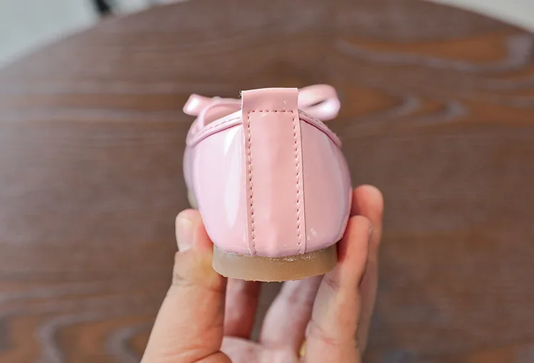 4406199153_1402797837