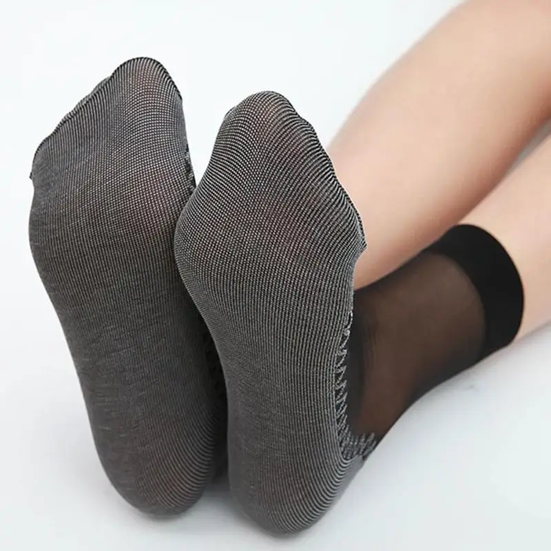 Newly 1 Pair Soft Socks Casual Non-slip Bottom Spring Summer Women Splice Fashion Transparent Ladies Girls Core Socks