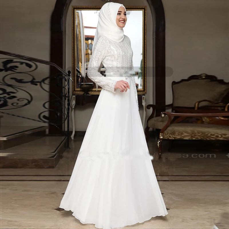 

Long Elegant Muslim Long Sleeve Evening Dresses 2019 Vintage Plus Size Muslim Lace Applique Kaftan Formal Dress robe de soiree