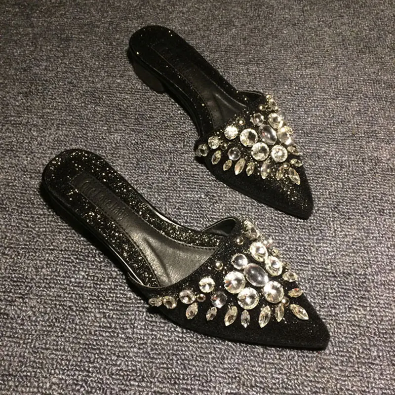 

2017 New Spring Summer Shoes Woman Casaul Sexy Mules Slippers Pointed Toe Woman Flats Designer Crystal Woman Slippers Outside