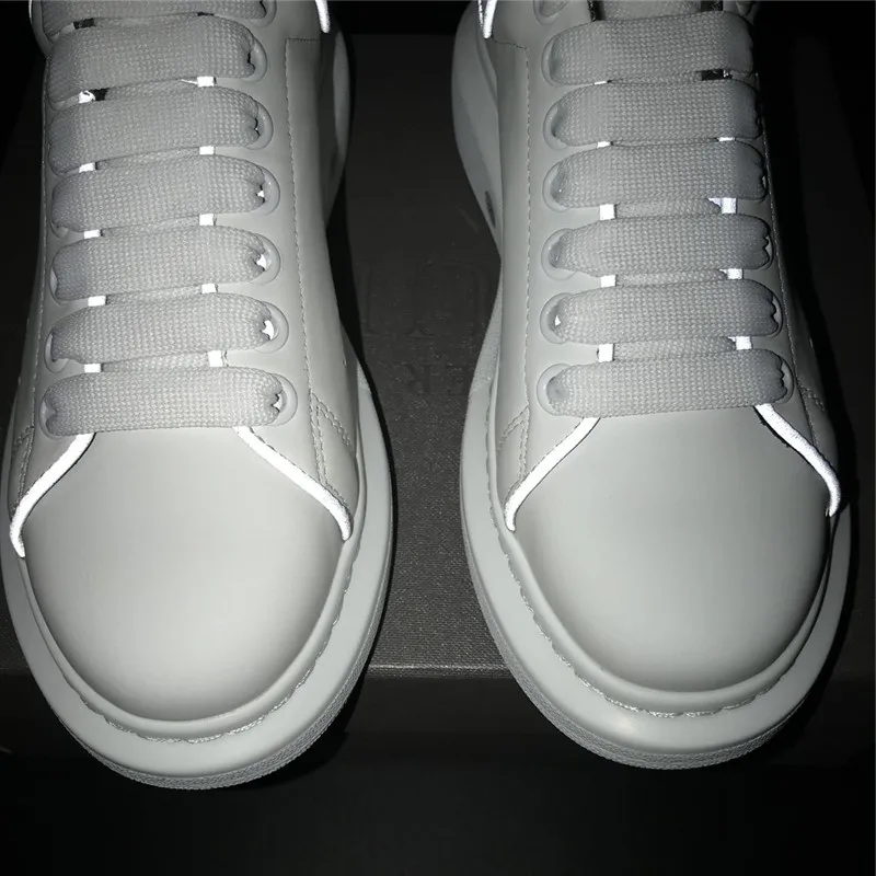 Светящиеся женские кроссовки; большие размеры; повседневная обувь из натуральной кожи; женские белые теннисные туфли; модные кроссовки на толстом каблуке
