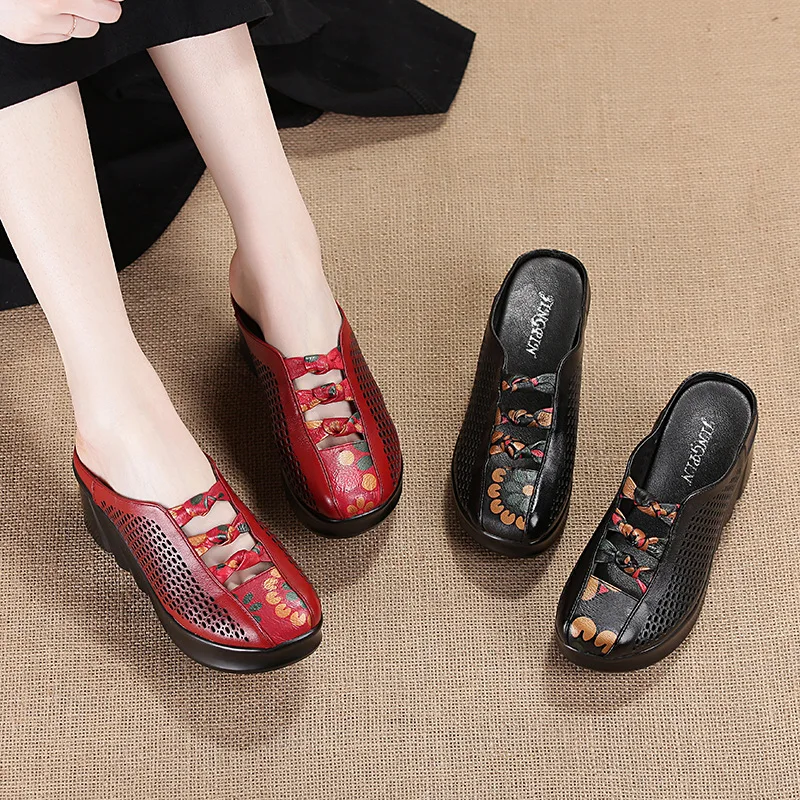 

2019 New Leather Slippers muffin thick bottom national wind bow Baotou hollowed out mom sandals